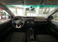 Toyota Hilux Petrol