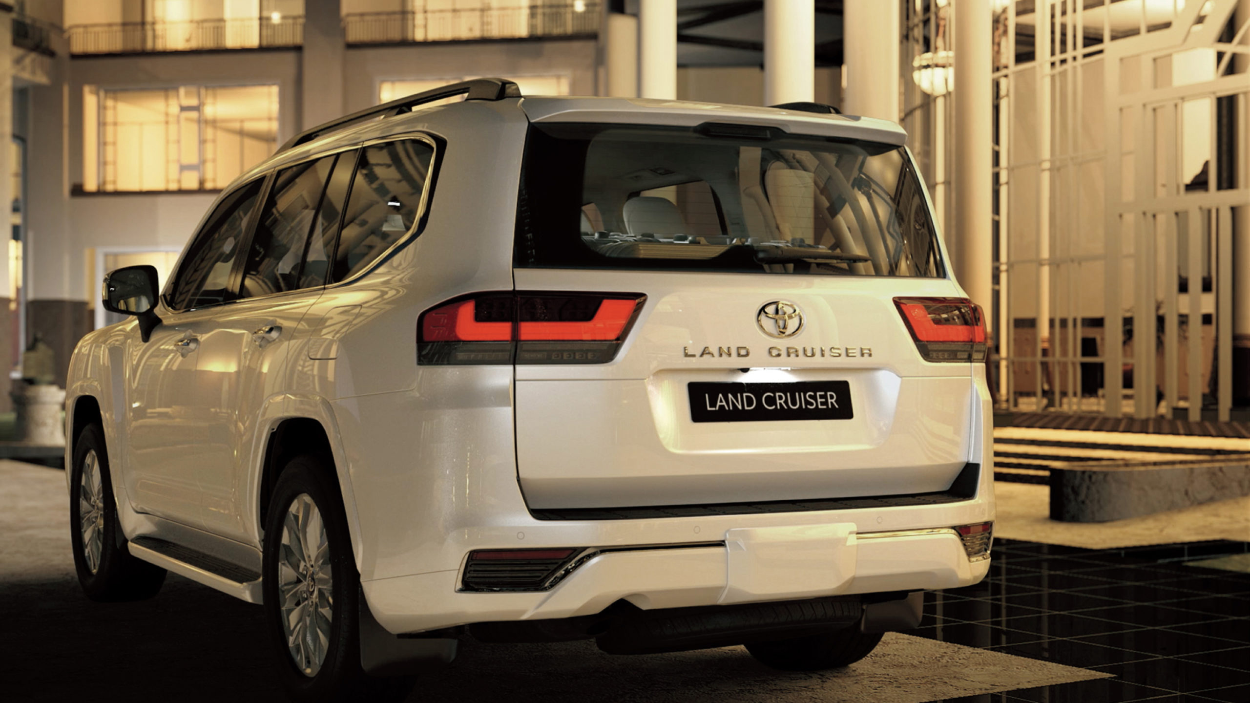 Toyota LC-VX 300 Petrol